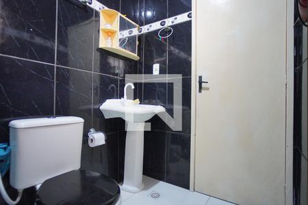 Casa à venda com 75m², 1 quarto e 2 vagas Casa à venda com 75m², 1 quarto e 2 vagasBanheiro