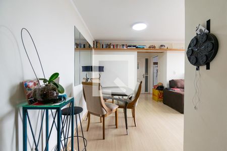 sala de apartamento à venda com 2 quartos, 69m² em Vila Alexandria, São Paulo