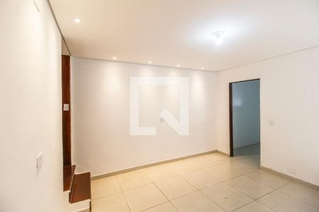 Sala de casa para alugar com 2 quartos, 70m² em Jardim Belval, Barueri