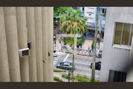 Vista da Sala de apartamento para alugar com 2 quartos, 84m² em Gonzaga, Santos