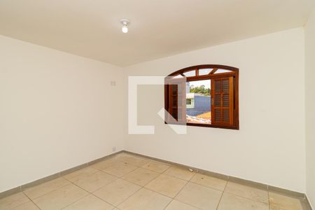 Quarto de casa para alugar com 3 quartos, 95m² em Vila Pedra Branca, São Paulo