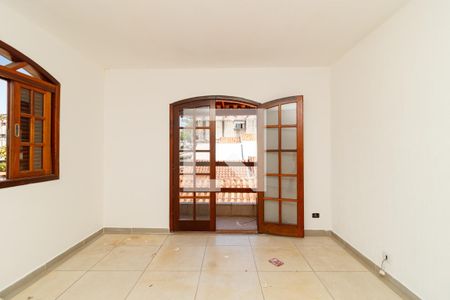 Quarto de casa para alugar com 3 quartos, 95m² em Vila Pedra Branca, São Paulo