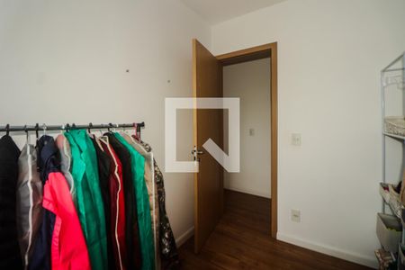 Quarto 1 de apartamento para alugar com 3 quartos, 67m² em Jardim Carvalho, Porto Alegre