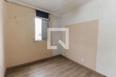 Quarto 2 de apartamento para alugar com 2 quartos, 52m² em Conjunto Residencial José Bonifácio, São Paulo