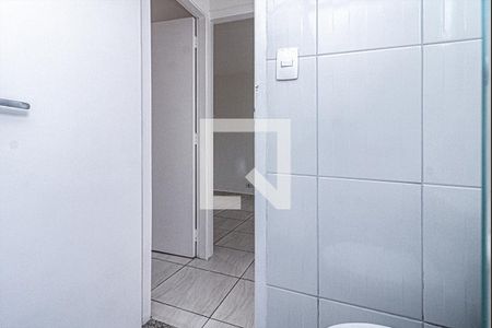 banheiro social de apartamento para alugar com 2 quartos, 50m² em Vila da Saúde, São Paulo