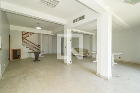 Sala / Churrasqueira de casa de condomínio à venda com 5 quartos, 500m² em Três Figueiras, Porto Alegre