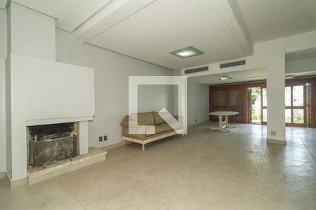 Sala / Churrasqueira de casa de condomínio à venda com 5 quartos, 500m² em Três Figueiras, Porto Alegre