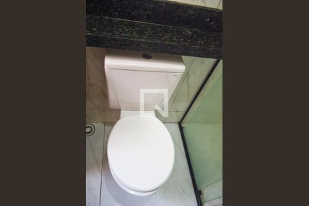 Banheiro de kitnet/studio para alugar com 1 quarto, 34m² em Vila Carrão, São Paulo