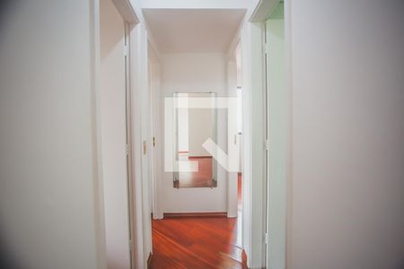 Corredor - Quartos de apartamento à venda com 3 quartos, 67m² em Vila da Saúde, São Paulo