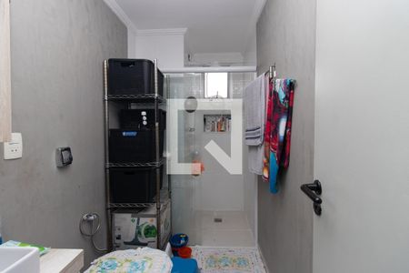 Banheiro de apartamento à venda com 2 quartos, 50m² em Vila Isolina Mazzei, São Paulo