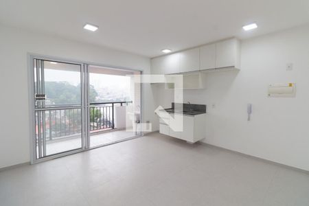 Sala - Cozinha de apartamento para alugar com 2 quartos, 44m² em Vila Sonia, São Paulo