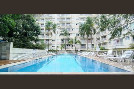 Fachada/Piscina de apartamento para alugar com 1 quarto, 48m² em Panamby, São Paulo