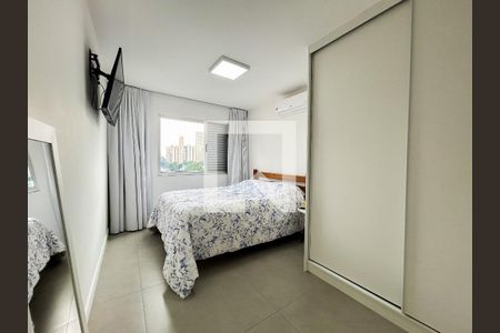 Suíte de apartamento para alugar com 3 quartos, 90m² em Vila Cordeiro, São Paulo