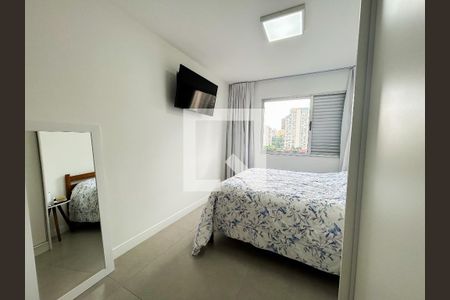 Suíte de apartamento para alugar com 3 quartos, 90m² em Vila Cordeiro, São Paulo