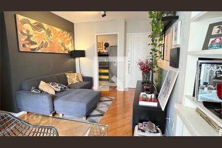 Apartamento à venda com 2 quartos, 62m² em Vila Uberabinha, São Paulo