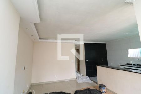 Sala de casa para alugar com 2 quartos, 90m² em Jardim Carioca, Rio de Janeiro