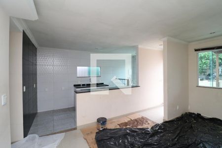 Sala de casa para alugar com 2 quartos, 90m² em Jardim Carioca, Rio de Janeiro