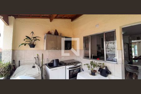 Casa à venda com 250m², 5 quartos e 4 vagas Casa à venda com 250m², 5 quartos e 4 vagasÁrea de Serviço - Casa 2