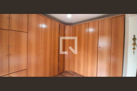 Casa à venda com 5 quartos, 250m² em Conceicao, Osasco