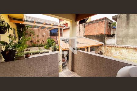 Casa à venda com 250m², 5 quartos e 4 vagas Casa à venda com 250m², 5 quartos e 4 vagasÁrea de Serviço - Casa 2