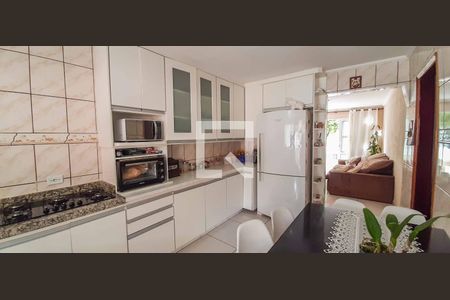 Casa à venda com 250m², 5 quartos e 4 vagas Casa à venda com 250m², 5 quartos e 4 vagasCozinha - Casa 2