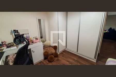 Casa à venda com 250m², 5 quartos e 4 vagas Casa à venda com 250m², 5 quartos e 4 vagasQuarto 2 - Casa 1