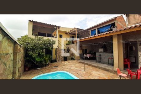 Casa à venda com 250m², 5 quartos e 4 vagas Casa à venda com 250m², 5 quartos e 4 vagasCasa 1 - Piscina