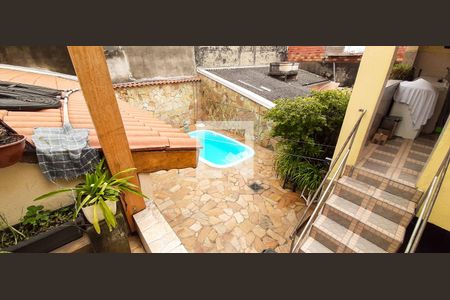 Casa à venda com 250m², 5 quartos e 4 vagas Casa à venda com 250m², 5 quartos e 4 vagasVista do Jardim de Inverno - Casa 2