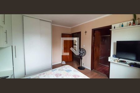 Casa à venda com 250m², 5 quartos e 4 vagas Casa à venda com 250m², 5 quartos e 4 vagasSuíte - Casa 2