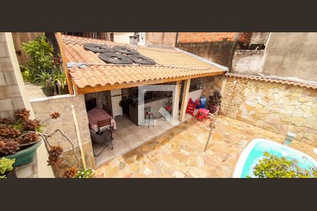 Casa à venda com 250m², 5 quartos e 4 vagas Casa à venda com 250m², 5 quartos e 4 vagasVista da Área de Serviço - Casa 2