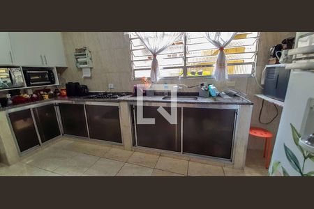 Casa à venda com 250m², 5 quartos e 4 vagas Casa à venda com 250m², 5 quartos e 4 vagasCozinha - Casa 1