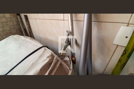 Casa à venda com 250m², 5 quartos e 4 vagas Casa à venda com 250m², 5 quartos e 4 vagasÁrea de Serviço - Casa 2