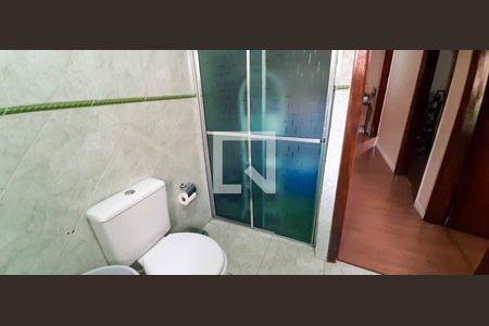 Casa à venda com 250m², 5 quartos e 4 vagas Casa à venda com 250m², 5 quartos e 4 vagasBanheiro - Casa 2