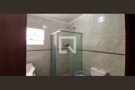 Casa à venda com 250m², 5 quartos e 4 vagas Casa à venda com 250m², 5 quartos e 4 vagasBanheiro - Casa 2