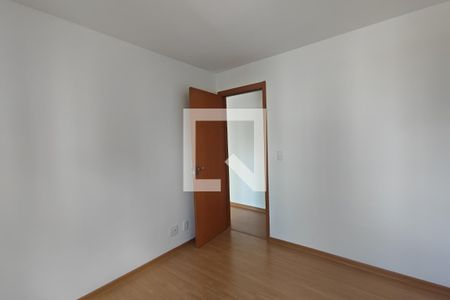 Quarto 2 de apartamento para alugar com 2 quartos, 50m² em Jardim Nova Europa, Campinas