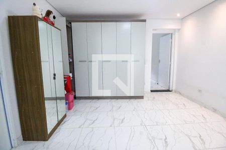 Suíte de casa à venda com 2 quartos, 100m² em Jardim Mirna, Taboão da Serra