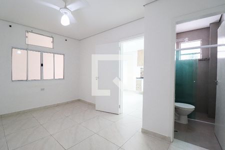 Quarto de apartamento para alugar com 2 quartos, 45m² em Vila Sacadura Cabral, Santo André