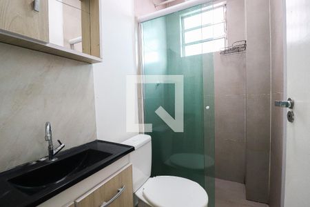 Banheiro de apartamento para alugar com 2 quartos, 45m² em Vila Sacadura Cabral, Santo André