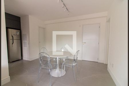 Sala / Sala de Jantar de apartamento para alugar com 2 quartos, 75m² em Perdizes, São Paulo