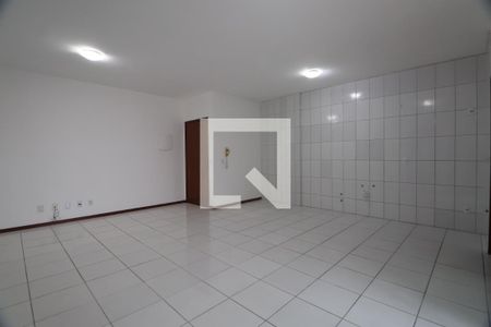 Sala/ Cozinha de apartamento à venda com 3 quartos, 93m² em Centro, Canoas