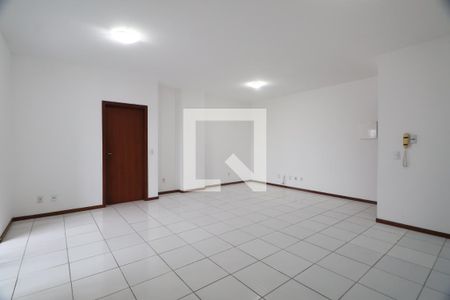 Sala/ Cozinha de apartamento à venda com 3 quartos, 93m² em Centro, Canoas