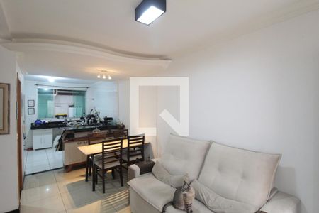 Sala de casa à venda com 2 quartos, 70m² em Santa Amelia, Belo Horizonte