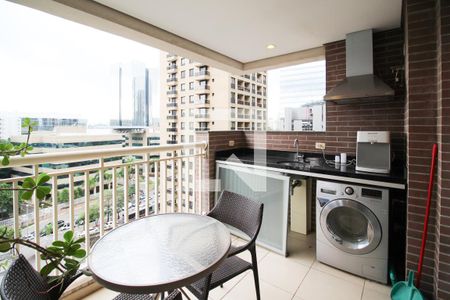 Varanda  de apartamento à venda com 1 quarto, 84m² em Vila Olímpia, São Paulo