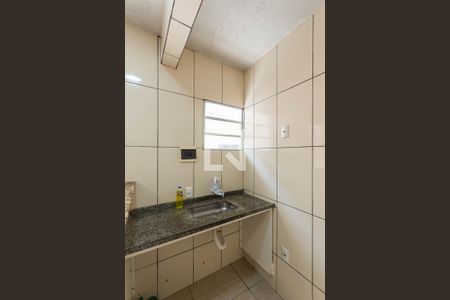 Cozinha de kitnet/studio para alugar com 0 quarto, 17m² em Cidade Nova, Rio de Janeiro