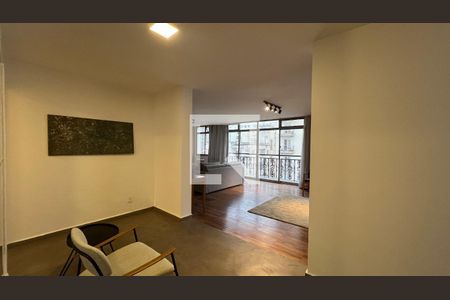 Hall de apartamento para alugar com 4 quartos, 227m² em Cerqueira César, São Paulo