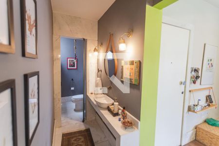 Lavabo da Sala de apartamento à venda com 3 quartos, 120m² em Santo Antônio, Belo Horizonte