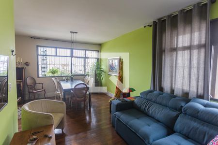 Sala de apartamento à venda com 3 quartos, 120m² em Santo Antônio, Belo Horizonte