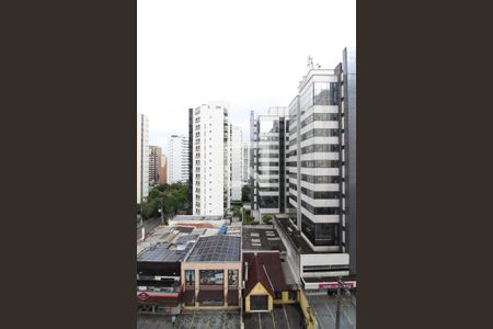 Vista do Quarto de apartamento à venda com 1 quarto, 40m² em Indianópolis, São Paulo