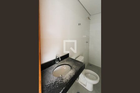 Banheiro de apartamento para alugar com 1 quarto, 32m² em Vila Paulo Silas, São Paulo