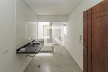 Cozinha de apartamento para alugar com 1 quarto, 32m² em Vila Paulo Silas, São Paulo